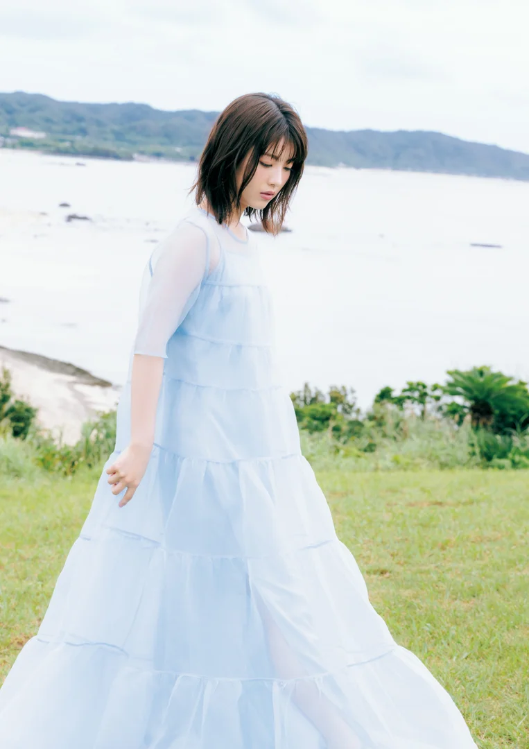 浜辺美波 204