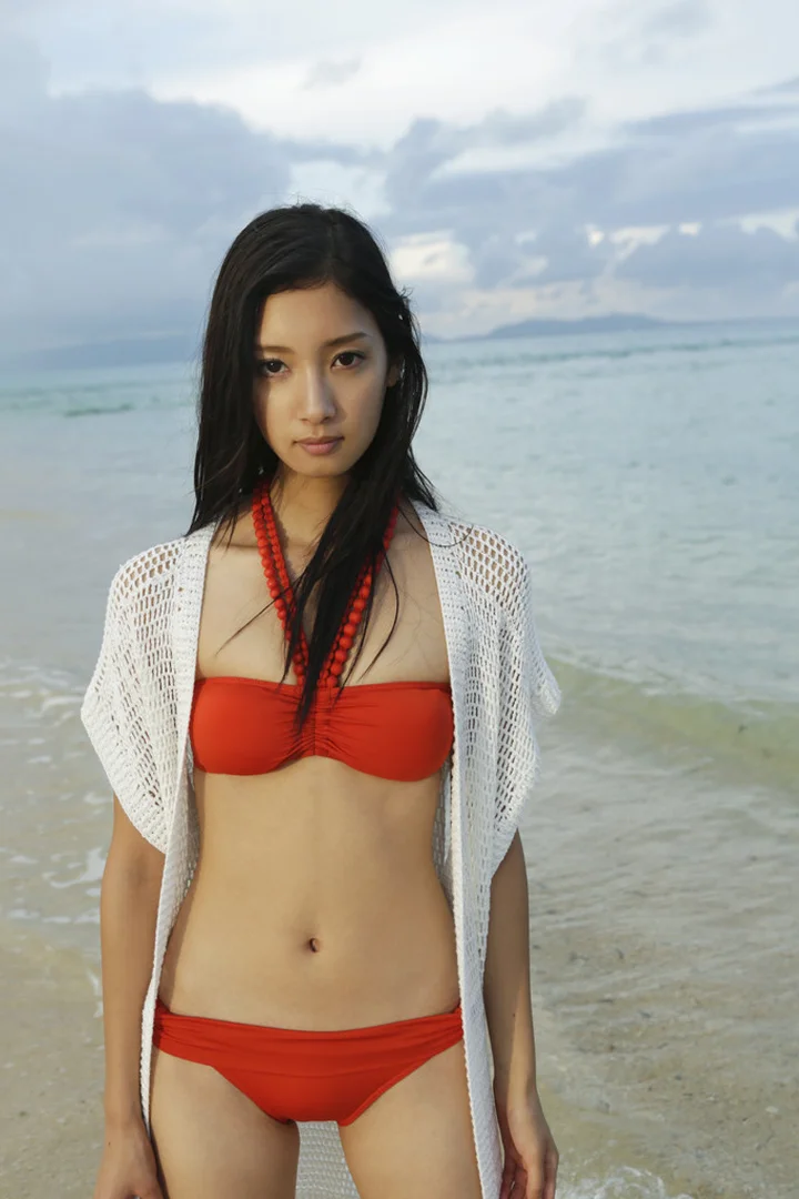 NANAO EXTRA 菜々緒 神カット02