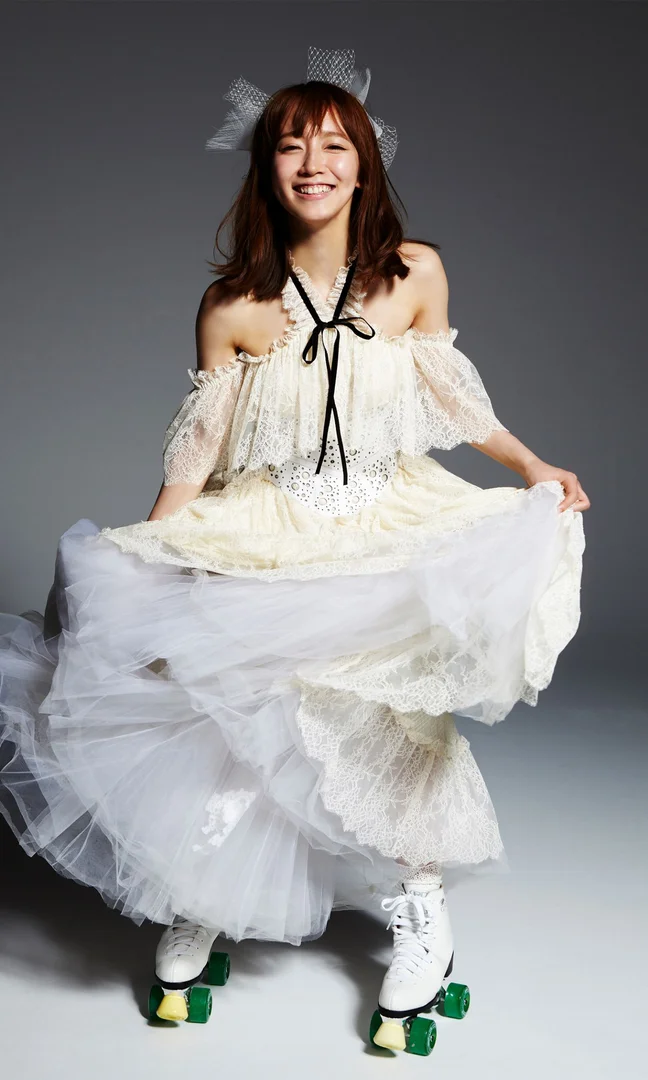 吉岡里帆 UPDATE photo3