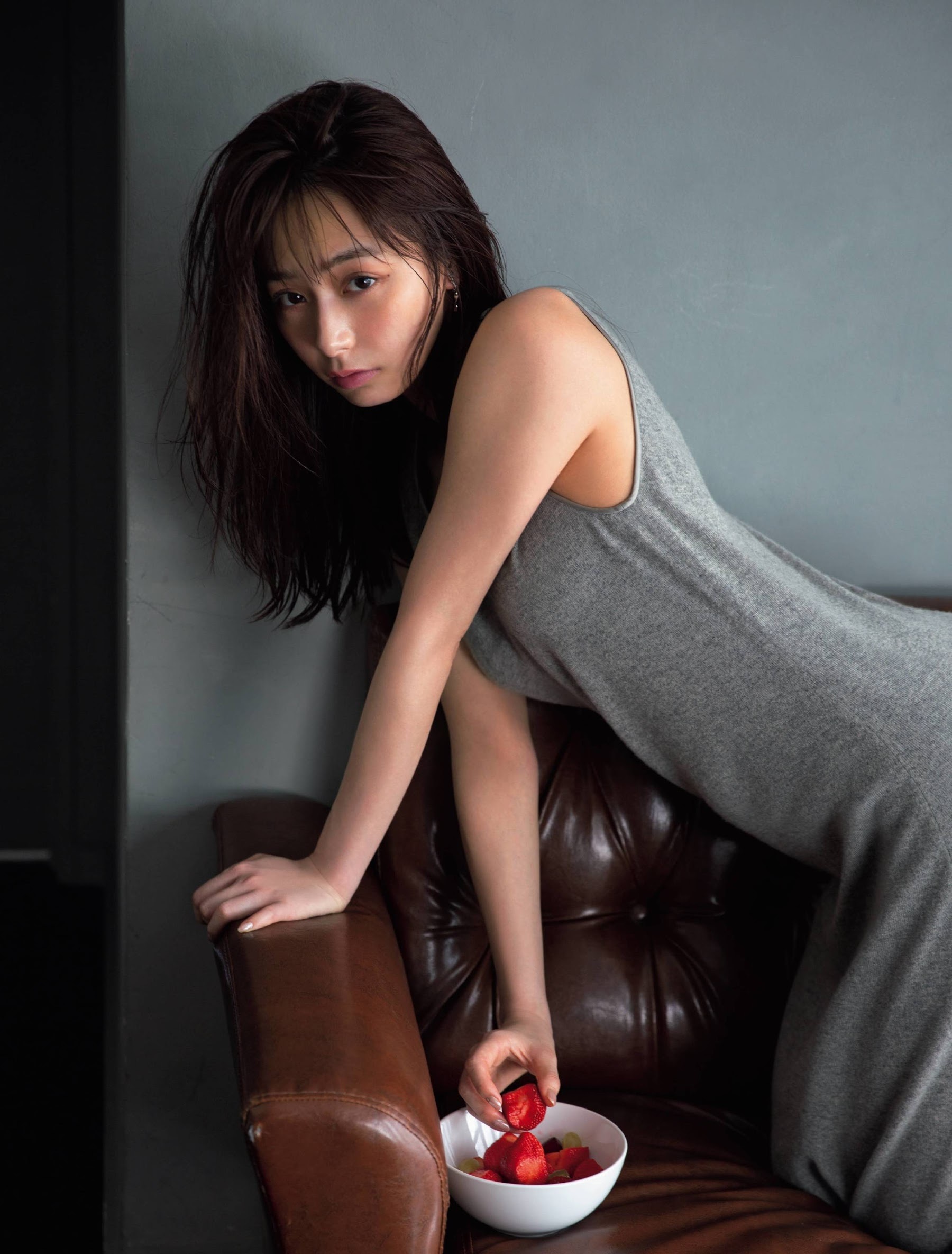 宇垣美里グラビアおっぱいエロ画像