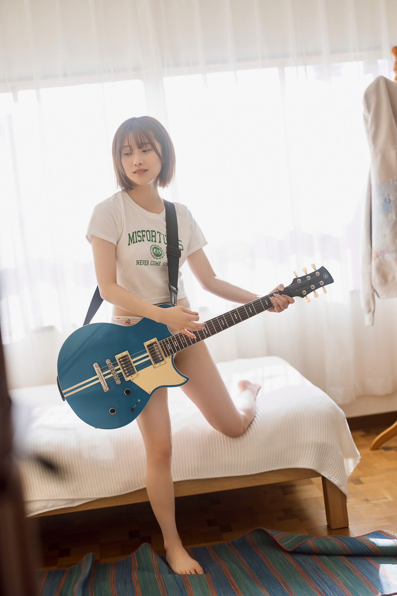 夏吉ゆうこおっぱいエロ画像