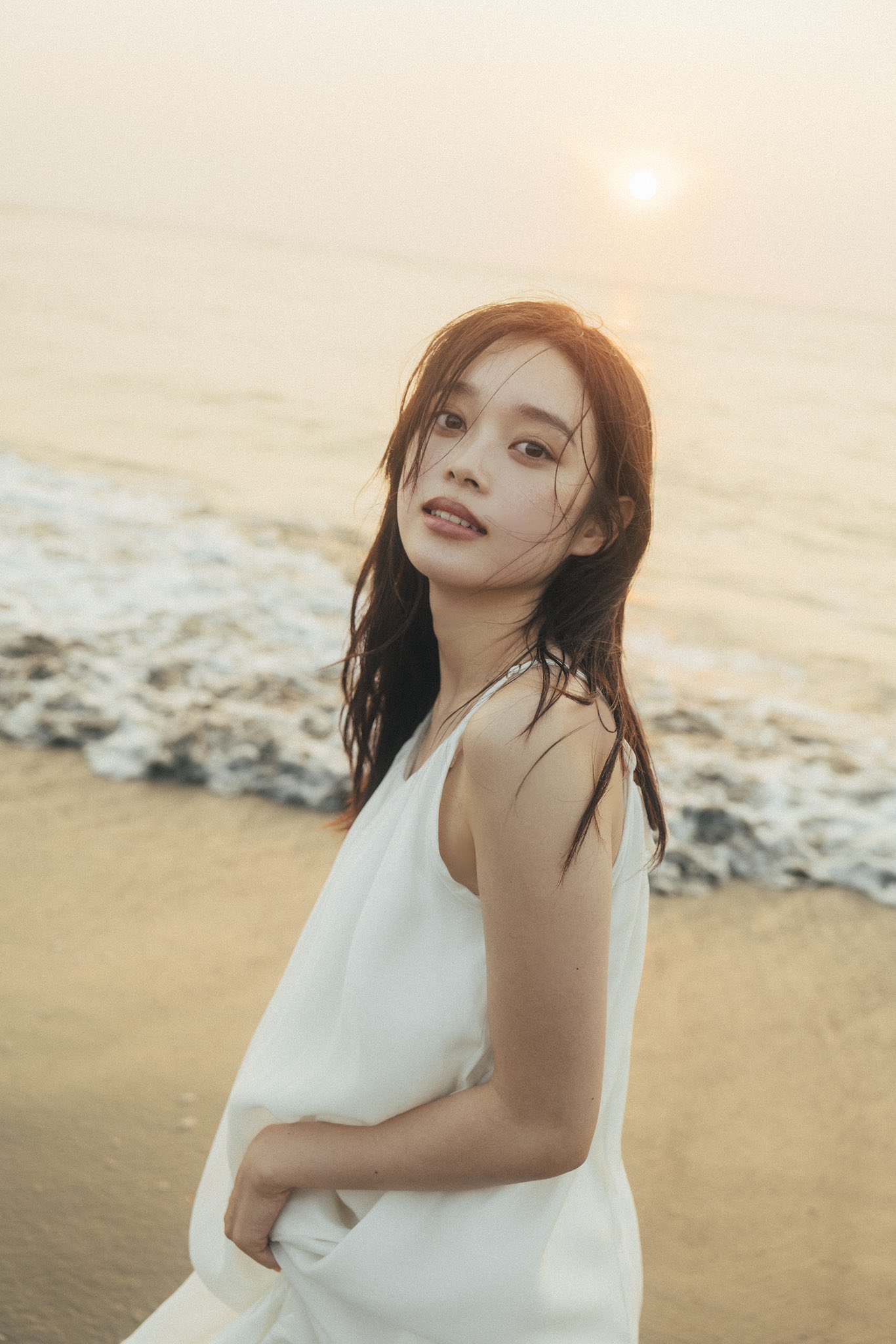 高石あかりグラビアおっぱいエロ画像