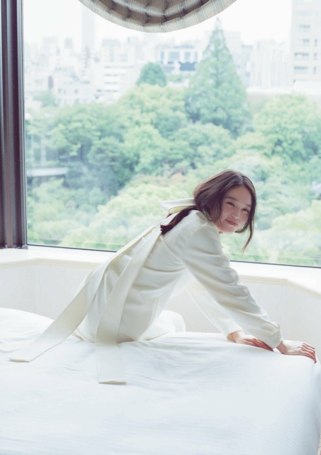 高石あかりグラビアおっぱいエロ画像