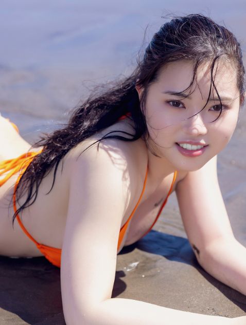 神喜ミアグラビアおっぱいエロ画像