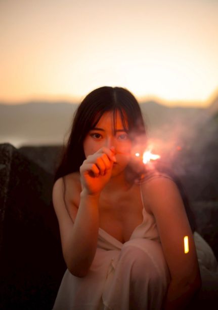 神喜ミアグラビアおっぱいエロ画像