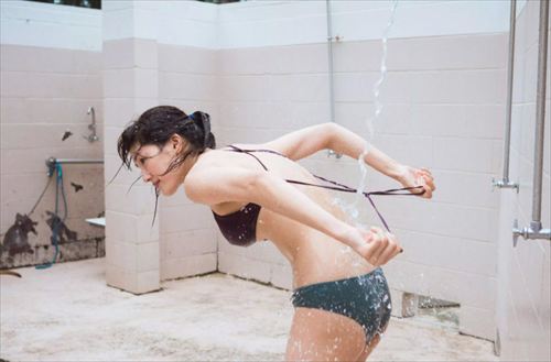 綾瀬はるかグラビアおっぱいお尻エロ画像