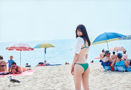五百城茉央 水着グラビア グリーンビキニで巨乳強調