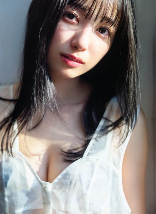 五百城茉央 水着グラビア 巨乳とプリケツの誘惑