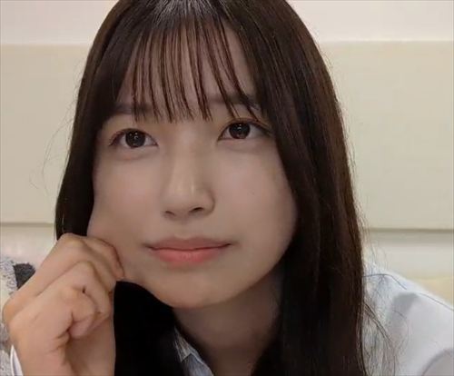 五百城茉央 乃木坂46 自撮りで巨乳とスレンダーボディ