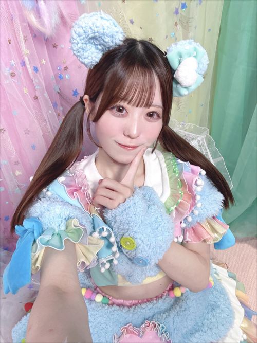 君のメインヒロイン鳴海空良のセクシーなアイドル画像