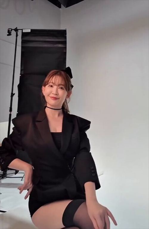 小嶋陽菜 セクシーオフショット ふんどし風