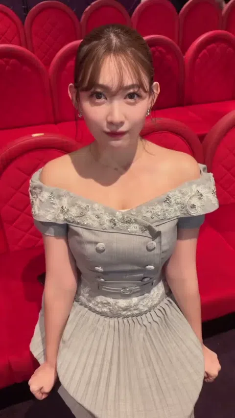 小嶋陽菜 スナイパー姿 セクシーオフショット