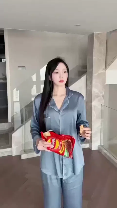 ミスコン美女の風俗動画での魅力的な姿