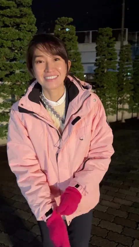 森下千里のグラビアアイドル時代、DVD『Anniversary』でのセクシーなビキニ姿