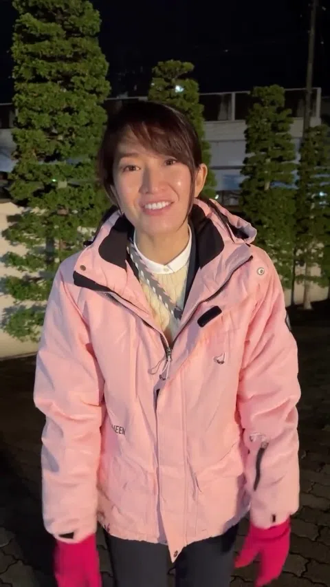 元グラビアアイドル森下千里、挑発的な水着で魅せるグラビアショット