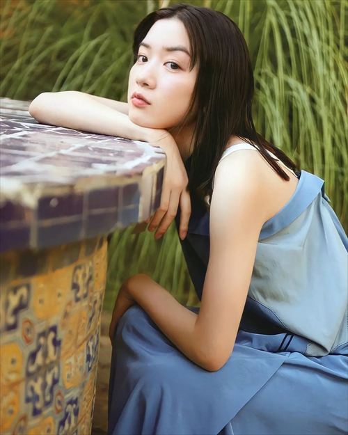 永野芽郁の過去のエロ画像エログラビア露出画像