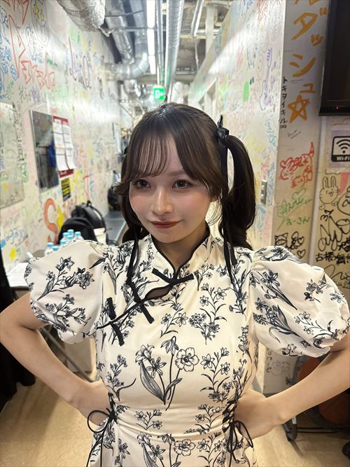 大嶋みく エロいコスプレ 低身長ボディセクシー衣装