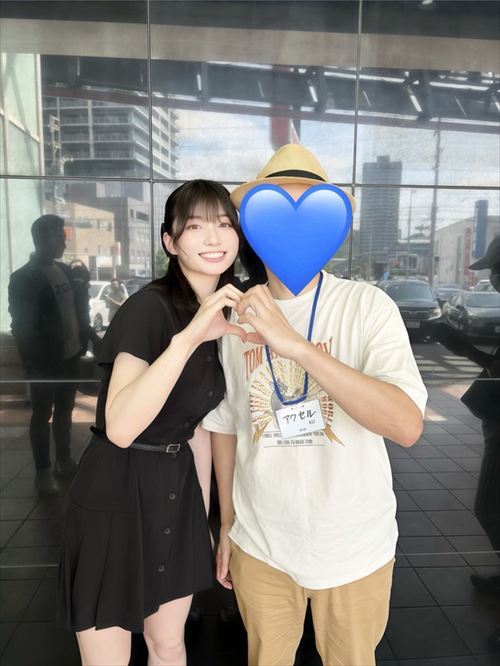 瀬戸環奈のイベントでのセクシースタイル