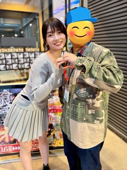 瀬戸環奈のイベントでの胸元アップ