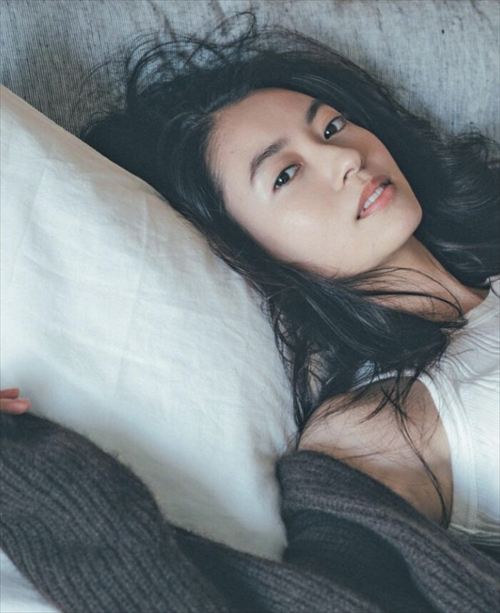 田辺桃子グラビアや自撮り画像