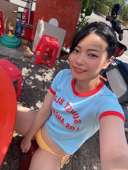 ときちゃん グラビア SNS 巨乳が映えるコスプレ