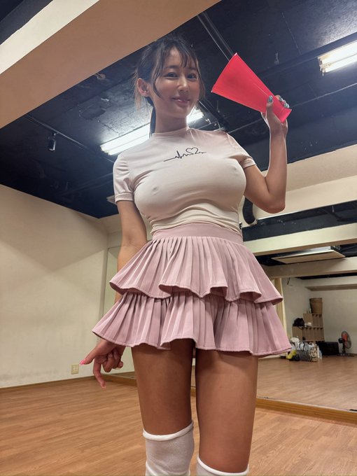 まっか乳首ポッチおっぱいエロ画像