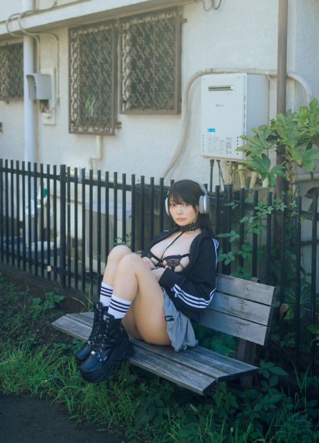 似鳥沙也加おっぱいエロ画像