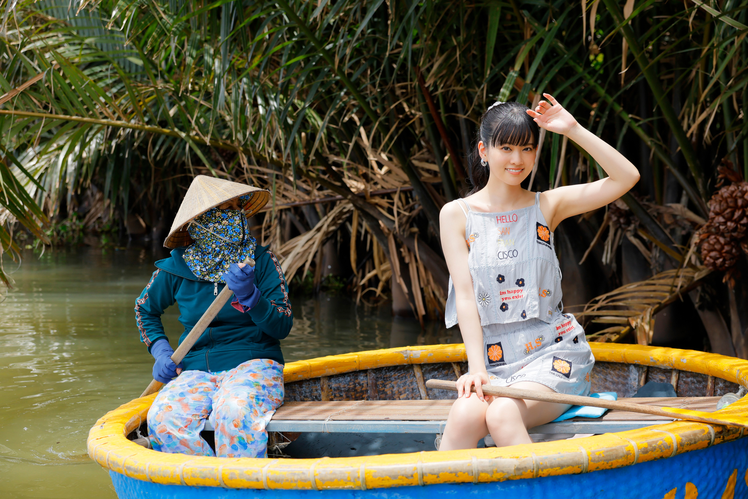 大西亜玖璃グラビアおっぱいエロ画像