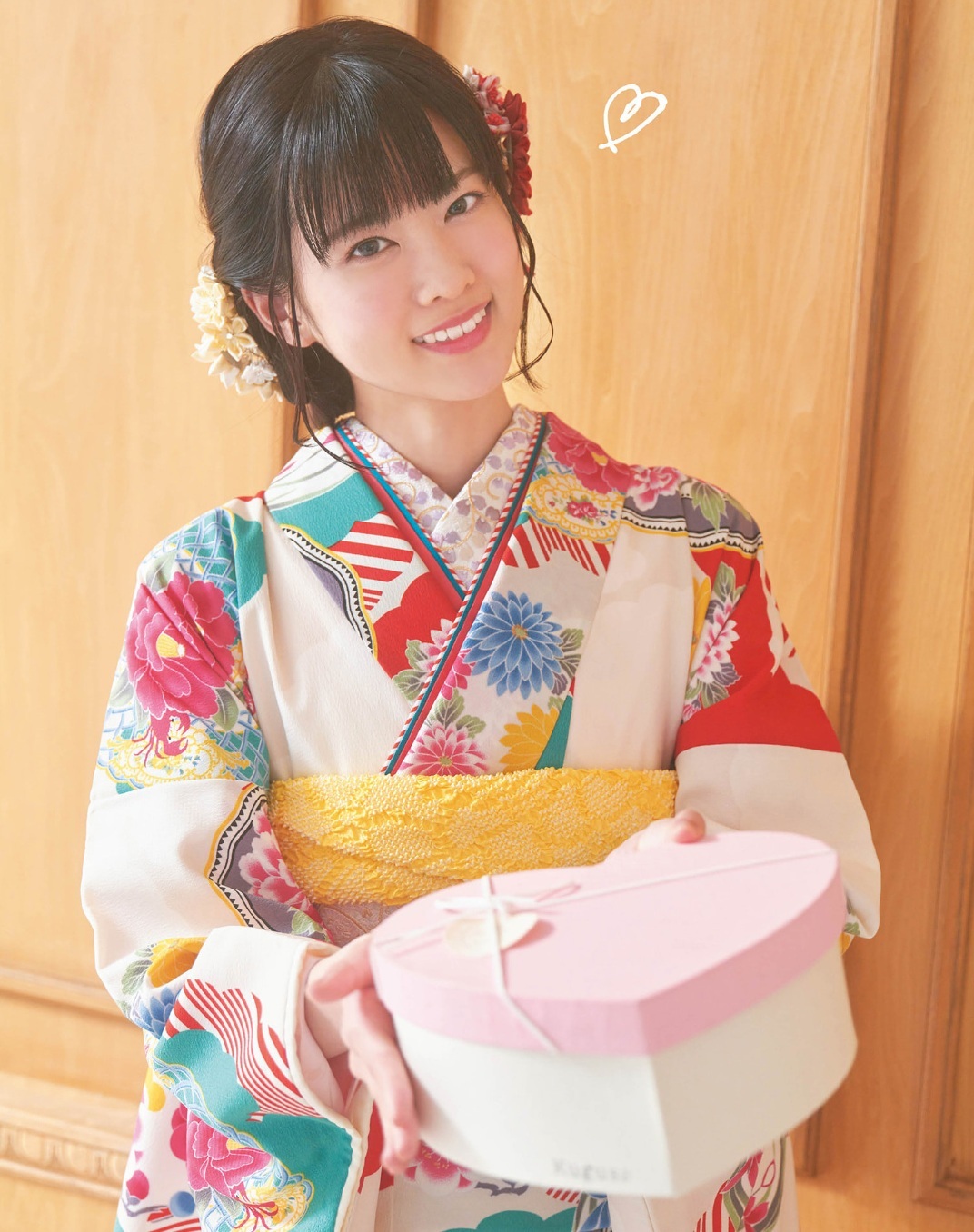 大西亜玖璃グラビアおっぱいエロ画像