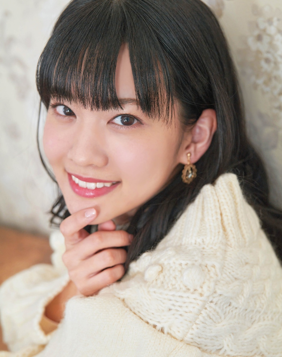 大西亜玖璃グラビアおっぱいエロ画像