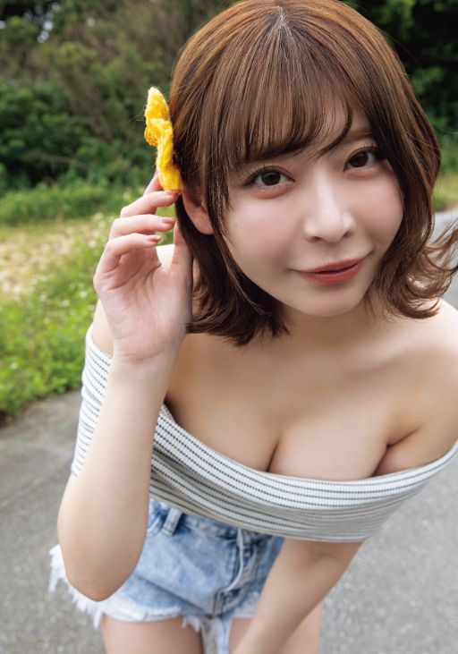 小日向結衣乳首ヌードおっぱいエロ画像