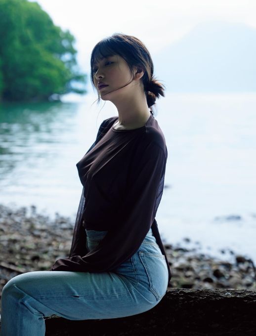 鈴木聖乳首透けヌードおっぱいエロ画像