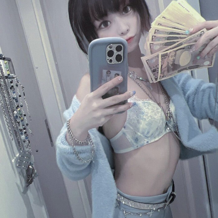 胡桃そら水着おっぱいエロ画像