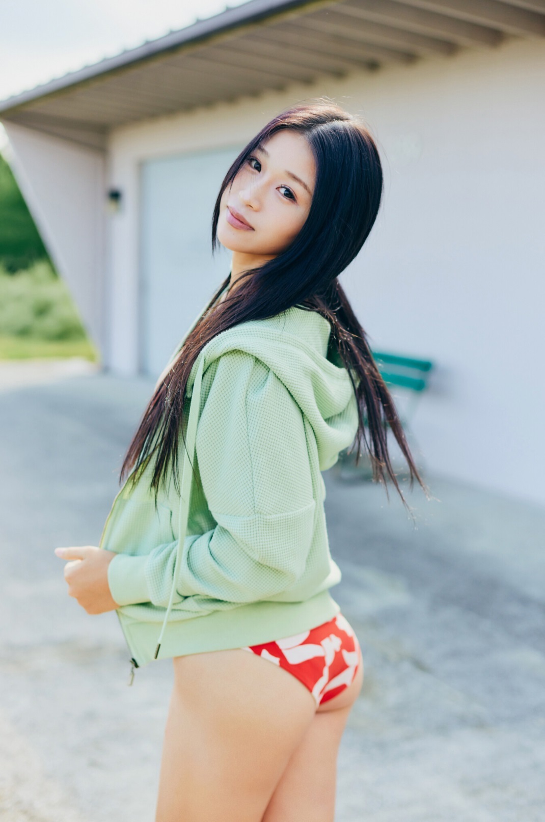 松本里乃グラビアおっぱいエロ画像