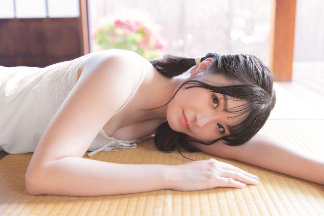 相良茉優グラビアおっぱいエロ画像