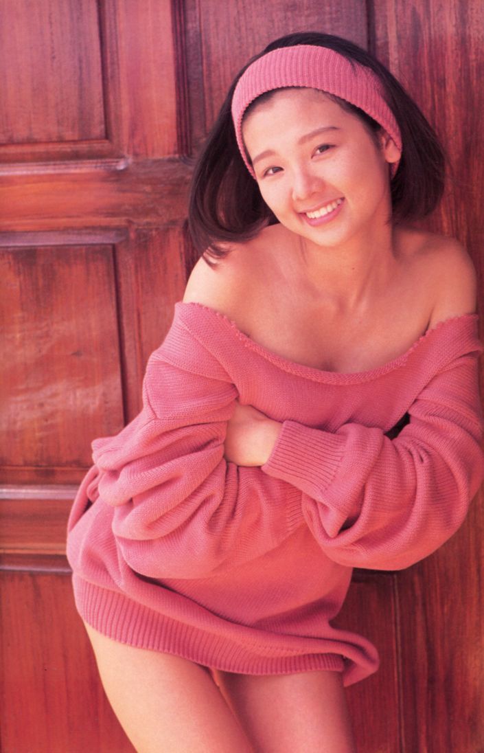 宍戸留美水着グラビアおっぱいエロ画像