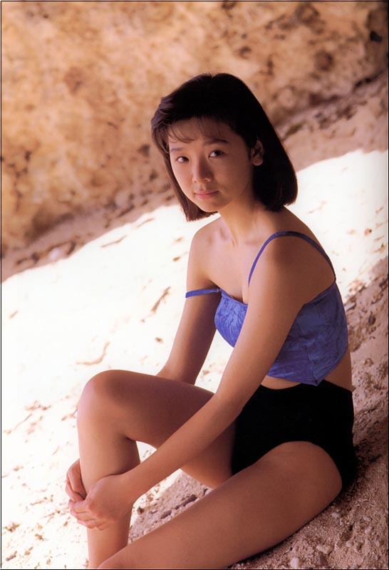 宍戸留美水着グラビアおっぱいエロ画像