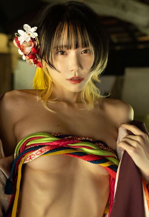 仁藤りさヌードおっぱいエロ画像