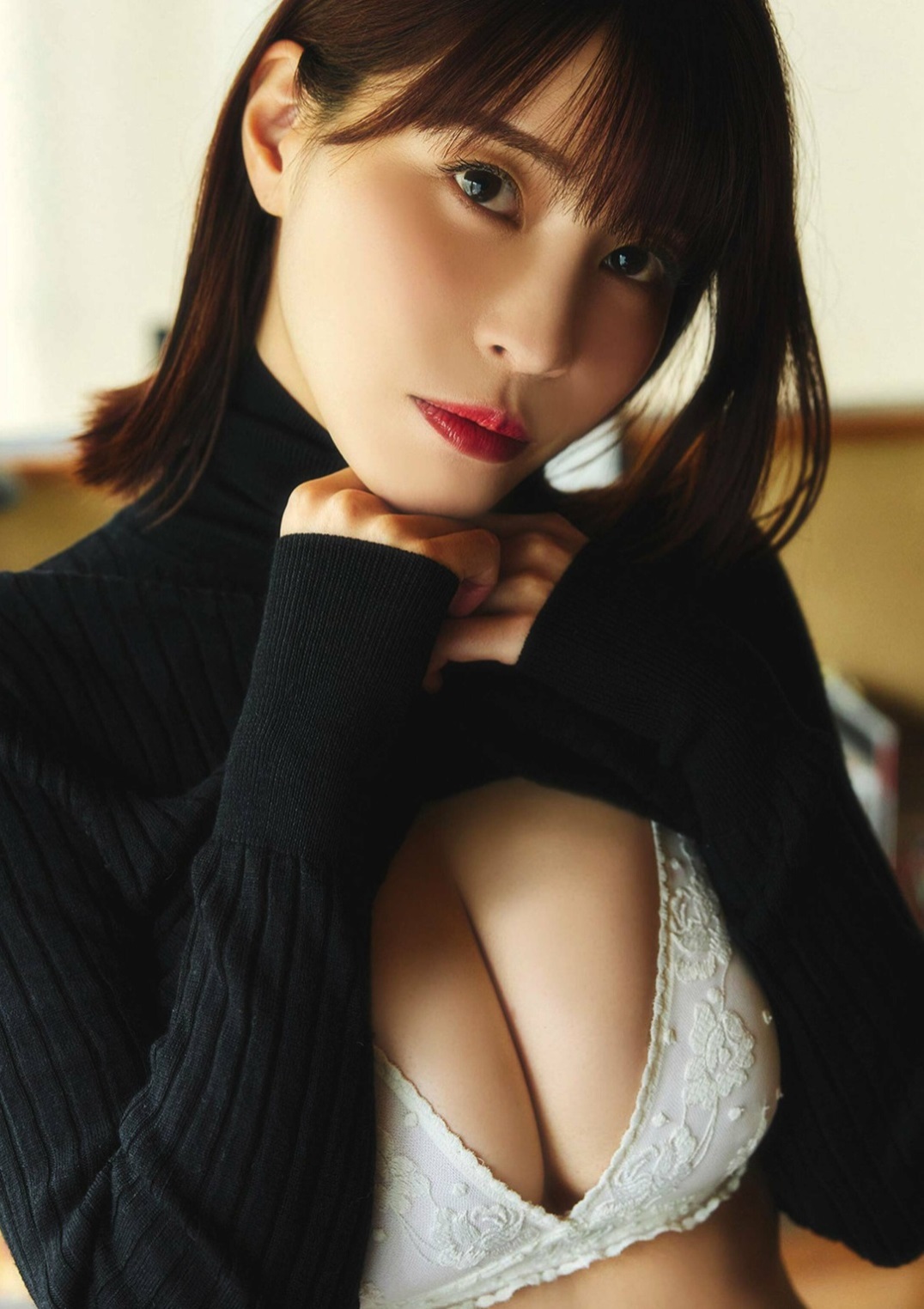 岸明日香おっぱいエロ画像