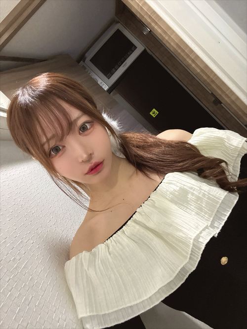 人気大食い美人youtuber三年食太郎、AVデビューSNS自撮りコスプレエロ画像