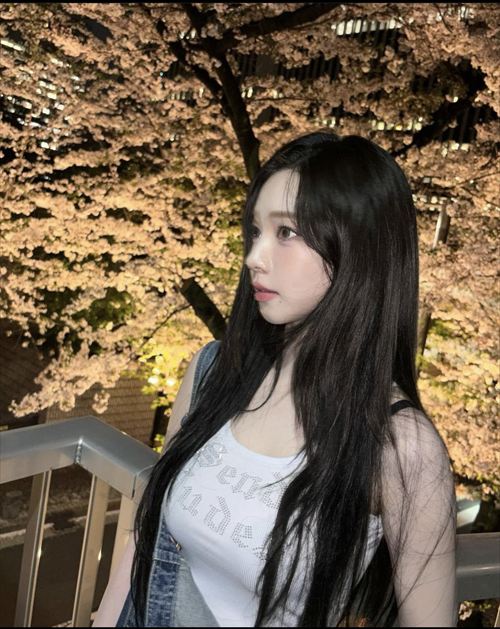 aespaカリナグラビア自撮りライブおっぱいエロ画像