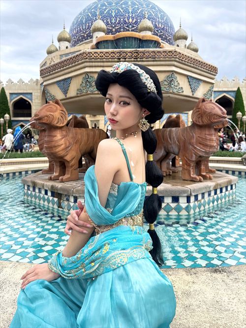 本望あやか 、SNSコスプレ自撮りエロ画像