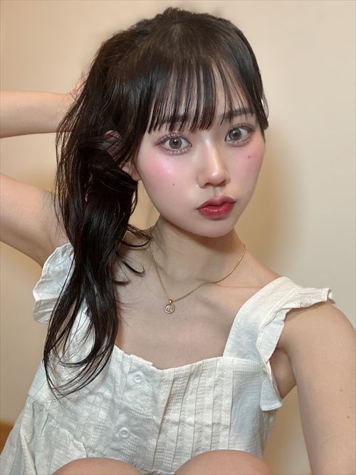 本望あやか 、SNSコスプレ自撮りエロ画像