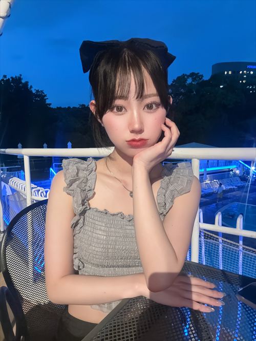 本望あやか 、SNSコスプレ自撮りエロ画像