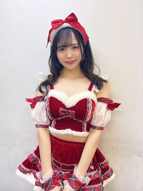 堀内玲 コスプレ自撮り Dカップおっぱい