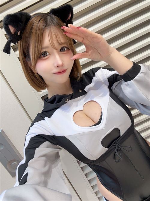 ほしまみ 谷間コスプレ グラマラスライター でちゃう! Twitterエロ画像 巨乳