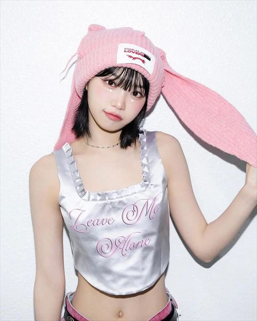 LE SSERAFIM・キム・チェウォングラビア自撮りライブおっぱいエロ画像