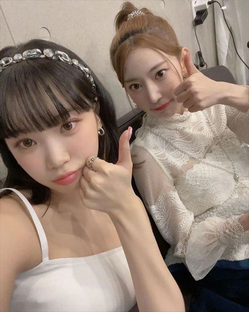 LE SSERAFIM・キム・チェウォングラビア自撮りライブおっぱいエロ画像