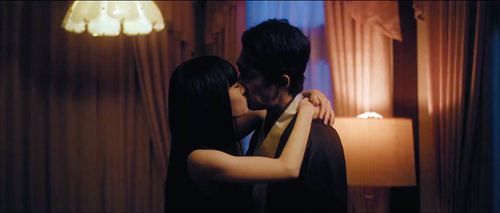 前田敦子 ウツボラ 濡れ場 ベッド 誘惑ポーズ 官能ドラマ ファン必見