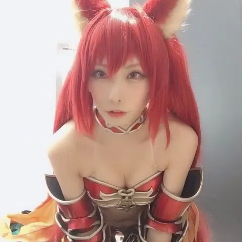 misaco ド貧乳美女 控えめバスト 引き締まったヒップ 透き通る白肌 美脚ショット エロ